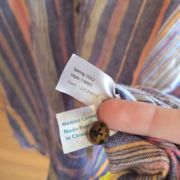 Marine Layer Dana Short Sleeve Shirt Blue Variegated Stripe Large Button Top - Picture 5 of 6